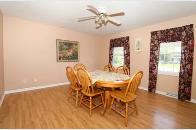 3906  Jacob Ct, Racine, WI 53403 - Photo 9