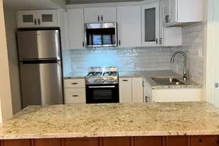 34123 Oakwood Dr, Burlington, WI 53105 - Photo 7