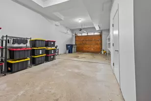 2010 E Windsor Pl, Milwaukee, WI 53202 - Photo 49