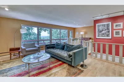 1905  Hillside Dr, Delafield, WI 53018 - Photo 5