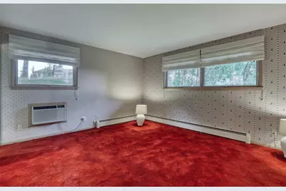 1905  Hillside Dr, Delafield, WI 53018 - Photo 17