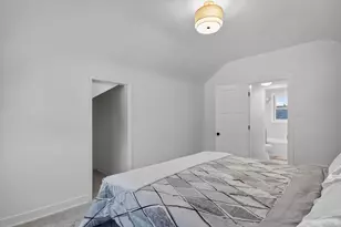 2467 N 57th St, Milwaukee, WI 53210 - Photo 17