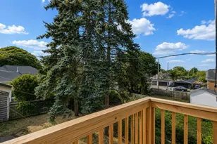 2467 N 57th St, Milwaukee, WI 53210 - Photo 35