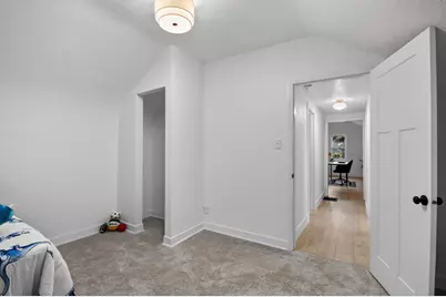 2467 N 57th St, Milwaukee, WI 53210 - Photo 25