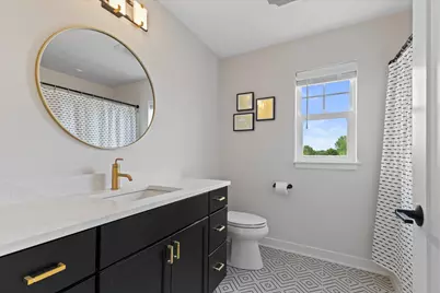 9110  Creekside Cir, Pleasant Prairie, WI 53158 - Photo 33