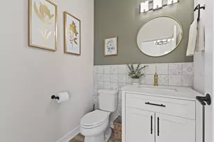 9110 Creekside Cir, Pleasant Prairie, WI 53158 - Photo 17