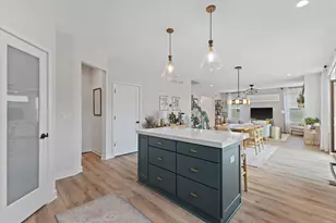 9110 Creekside Cir, Pleasant Prairie, WI 53158 - Photo 13