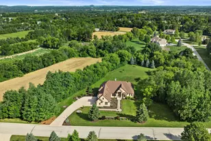4042 Coopers Hawk Dr, Richfield, WI 53033 - Photo 71
