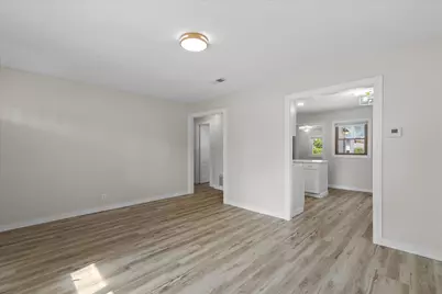 3428 S 3rd St, Milwaukee, WI 53207 - Photo 9