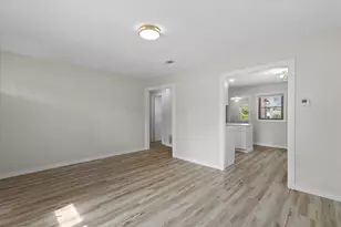 3428 S 3rd St, Milwaukee, WI 53207 - Photo 9