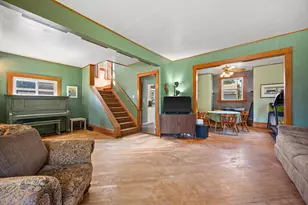 314 Lawn St, Hartland, WI 53029 - Photo 5