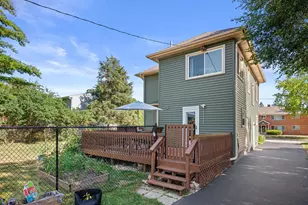 314 Lawn St, Hartland, WI 53029 - Photo 27