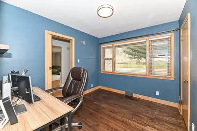 306 N Pinecrest St, Milwaukee, WI 53208 - Photo 25