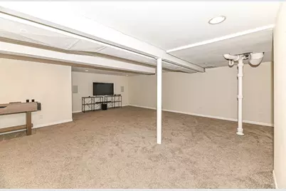 306 N Pinecrest St, Milwaukee, WI 53208 - Photo 29