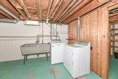 306 N Pinecrest St, Milwaukee, WI 53208 - Photo 37
