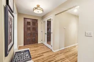 1229 N Jackson St, Milwaukee, WI 53202 - Photo 5