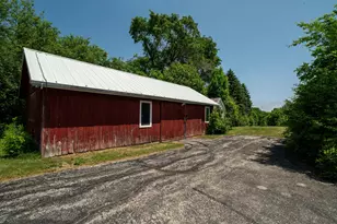 628 Port Washington Rd, Grafton, WI 53024 - Photo 39