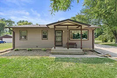 10549 S 4th Ave, Oak Creek, WI 53154 - Photo 3