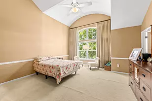 3844 S Lake Dr, Saint Francis, WI 53235 - Photo 17