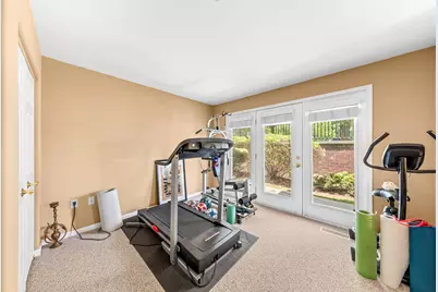 3844 S Lake Dr #15, Saint Francis, WI 53235 - Photo 27