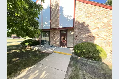 4085 W College Ave #4085, Franklin, WI 53221 - Photo 1