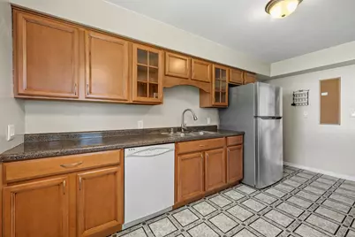 209 S Garfield Ave, Port Washington, WI 53074 - Photo 3