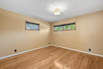 209 S Garfield Ave, Port Washington, WI 53074 - Photo 11