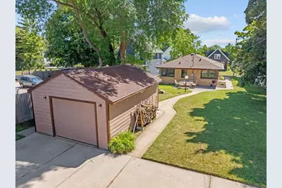 209 S Garfield Ave, Port Washington, WI 53074 - Photo 19