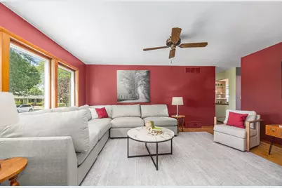 2940 E Wanda Ave, Cudahy, WI 53110 - Photo 3
