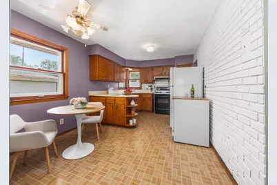 2940 E Wanda Ave, Cudahy, WI 53110 - Photo 9