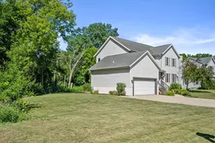 W161N5785 Cheryln Dr, Menomonee Falls, WI 53051 - Photo 33
