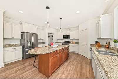1311  Prairie Creek Blvd, Oconomowoc, WI 53066 - Photo 11