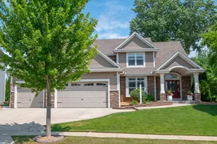 1311 Prairie Creek Blvd, Oconomowoc, WI 53066 - Photo 41