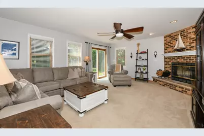 371  Frost Dr, Williams Bay, WI 53191 - Photo 13