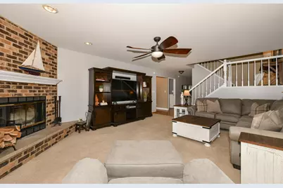 371  Frost Dr, Williams Bay, WI 53191 - Photo 15