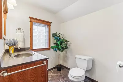 518 E Capitol Dr, Hartland, WI 53029 - Photo 21