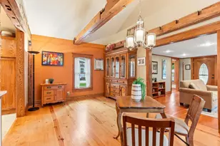 518 E Capitol Dr, Hartland, WI 53029 - Photo 9