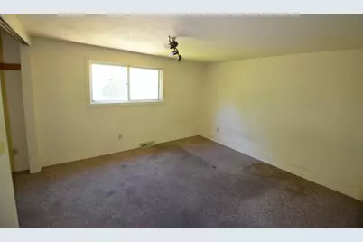 562 S Franklin St, Whitewater, WI 53190 - Photo 15