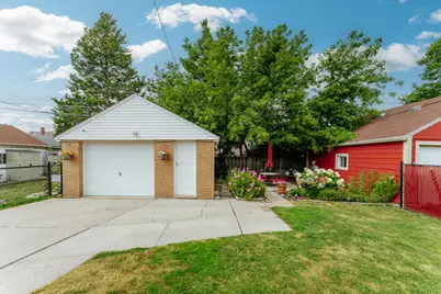 2408  Mitchell St, Racine, WI 53403 - Photo 45