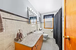 2408 Mitchell St, Racine, WI 53403 - Photo 29