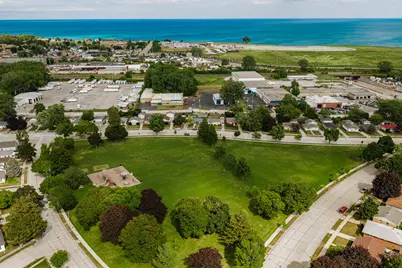 2408  Mitchell St, Racine, WI 53403 - Photo 39