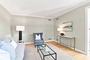 10105 N Parkside Ct, Mequon, WI 53092 - Photo 19