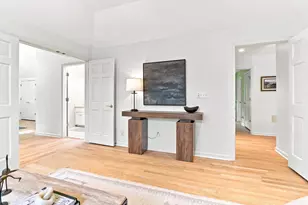 10105 N Parkside Ct, Mequon, WI 53092 - Photo 33