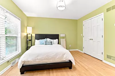 10105 N Parkside Ct, Mequon, WI 53092 - Photo 43