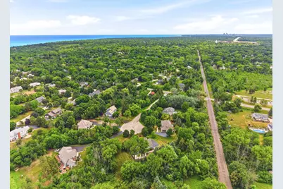 10105 N Parkside Ct, Mequon, WI 53092 - Photo 69