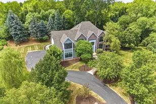 10105 N Parkside Ct, Mequon, WI 53092 - Photo 75