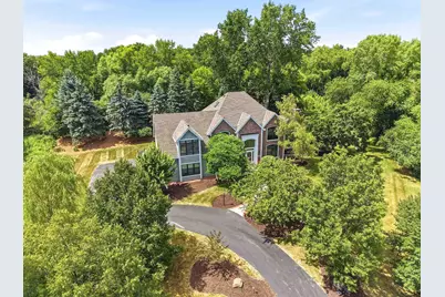 10105 N Parkside Ct, Mequon, WI 53092 - Photo 77