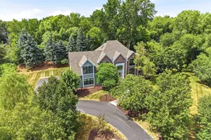 10105 N Parkside Ct, Mequon, WI 53092 - Photo 77