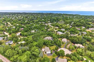 10105 N Parkside Ct, Mequon, WI 53092 - Photo 71