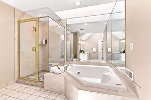 10105 N Parkside Ct, Mequon, WI 53092 - Photo 39